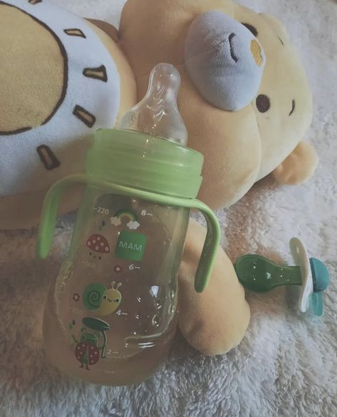 Pet Spaces, Baby Alive, Baby Time, Baby Bottle, Baby Life, Coping Mechanisms, Baby Bottles, Future Baby, Future Kids