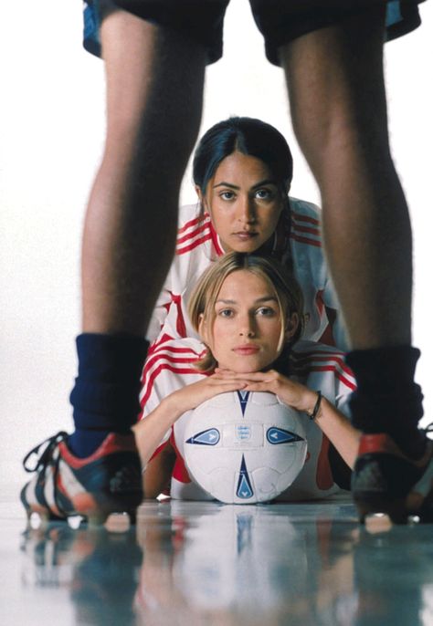 Parminder Nagra, Kiera Knightly, British Asian, Bend It Like Beckham, Oki Doki, Keira Knightly, Sports Movie, Asian Film, Mel Gibson