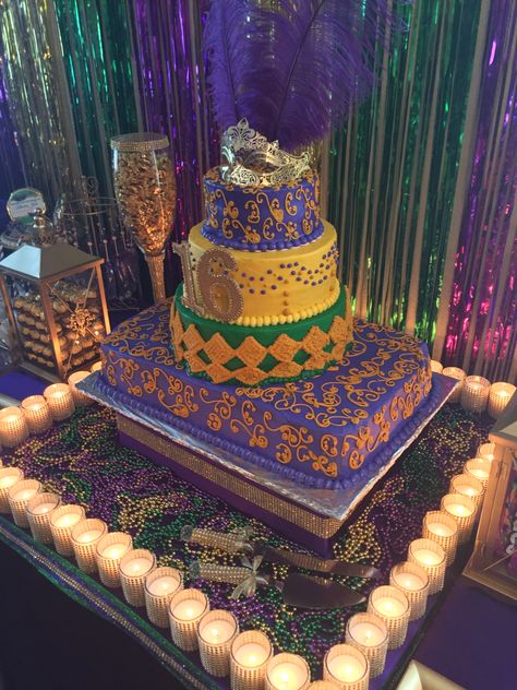 Dream Birthday Party, Mardi Gras Cake, Quince Party, Sweet 16 Cake, Mardi Gras Decor, Sweet 16 Party Ideas, Sweet 16 Birthday Cake, 16 Party Ideas, Dream Birthday