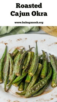 Cajun Okra, How To Make Okra, Cook Okra, Baked Okra, How To Cook Okra, Roasted Okra, Vegetable Side Dish, Okra Recipes, Cajun Cooking