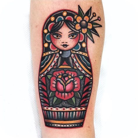 Matryoshka Russian Nesting Doll Tattoo | Tattoo Ideas and Inspiration Babushka Tattoo, Matryoshka Tattoo, Russian Doll Tattoo, Nesting Doll Tattoo, Sister Tattoo Designs, Russian Tattoo, Matching Sister Tattoos, Doll Tattoo, Sibling Tattoos