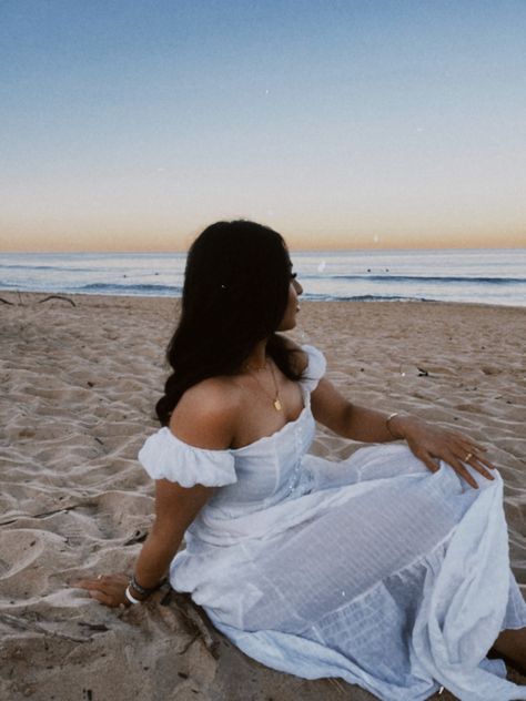 Beach White Dress, Dainty Dress, Polaroid Photography, Ocean Photos, Summer Songs, Long White Dress, White Dress Summer, Beach Photoshoot, Beach Aesthetic