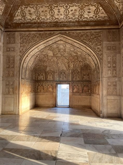 Agra fort Agra Fort, Indian Architecture, Ancient India, Agra, Indian Art, Fort, Desi, India