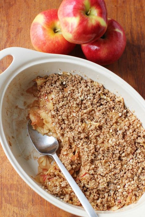 Easy Microwave Apple Crisp | Kitchen Frau Apple Crisp In Microwave, Apple Crisp Recipe With Oats Easy Microwave, Apple Crisp Microwave Recipe, Microwave Apple Crisp Easy, Microwave Apple Crumble, Microwave Apple Dessert, Microwave Apple Crisp, Easy Microwave Desserts, Microwave Apple