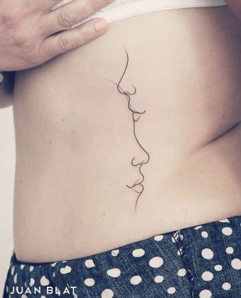 Mom And Daughter Outline Tattoo, Kids Profiles Tattoo, Side Profile Line Tattoo, Silhouette Tattoos Baby, Baby Face Silhouette Tattoo, Womens Simple Tattoos, Fine Line Couple Tattoo, Child Profile Tattoo, Baby Face Outline Tattoo