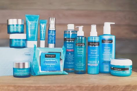 Skincare Blue Aesthetic, Blue Skincare Aesthetic, Skin Care Blue Aesthetic, Skincare Aesthetic Photography Blue, Neutrogena Skin Care, Blue Skincare, Hydro Boost Water Gel, Neutrogena Hydro Boost Water Gel, Gel Face Moisturizer