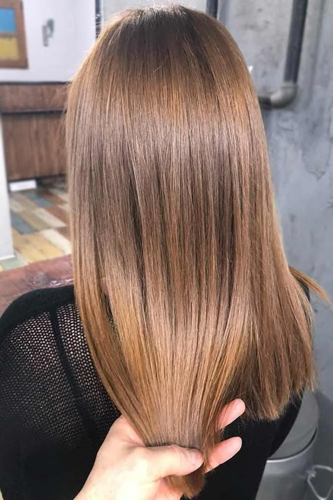 Ashy Shade Of Brown #brownhair #straighthair Jahodová Blond, Brown Hair Cuts, Hair Color Brown Chestnut, Brown Ombre Hair Color, Chestnut Brown Hair, Golden Brown Hair, Chestnut Hair, Brown Hair Shades, Hair 2022