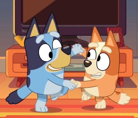 Bluey Icons, Bluey Fan Art, Bingo And Bluey, Bluey Y Bingo, Bingo Bluey, Bingo Funny, Cartoon Dogs, Bluey And Bingo, Bluey Bingo