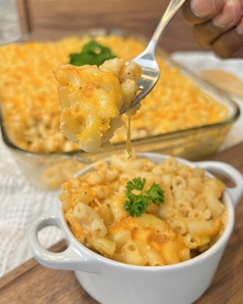 Low Fat High Protein Baked Mac ’n Cheese — @chefmikehard #LetsVibe Mac And Cheese Recipe Healthy, Healthy Baked Mac And Cheese, High Protein Baked Pasta, High Protein Low Fat Dinner, High Protein Baked Mac And Cheese, Healthier Mac And Cheese, High Protein Max And Cheese, Low Calorie Mac And Cheese, Protein Mac And Cheese