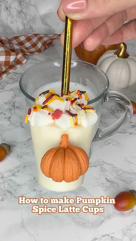 Dipped Tampa, Halloween Hot Cocoa, Thanksgiving Cakes Decorating, Hot Cocoa Cups, Chocolate Stirrers, Cocoa Cups, Tis Autumn, Hot Chocolate Stirrers, Cake Pop Designs