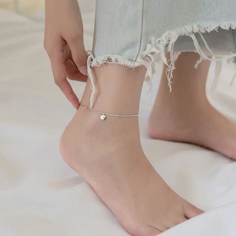 Silver Leg Anklet, Leg Chain Anklets, Accessories 2020, Accessories 2022, Leg Chain, Gold Necklace Simple, Best Friend Necklaces, Friend Necklaces, Girly Accessories