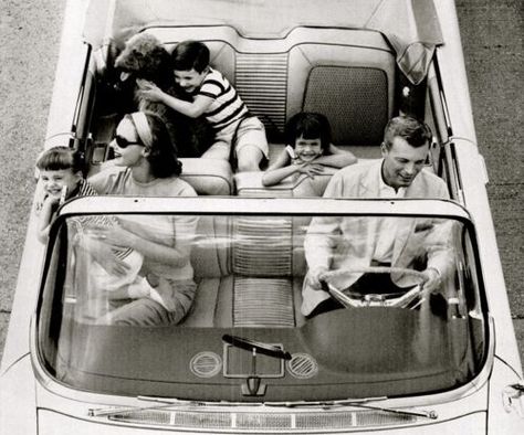 Before seat belts - how did we survive? look at the kid on the moms lap!! Culture Jamming, Consumer Culture, Be Silent, Back In My Day, Seat Belts, Free Advertising, Old Car, Us Cars, Car Ads