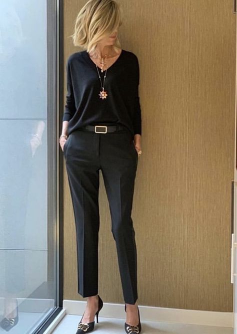 Law Aesthetic, Fashion Forward Outfits, Stylish Outfits For Women Over 50, Professional Outfits Women, 60 Fashion, Casual Chic Outfit, Women Over 50, Professional Outfits, Fashion Over 50