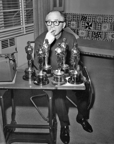 In honor of Billy Wilder, here's a fabulous Los Angeles Times shot of him from April 18, 1961 posing with his six Academy Awards. Movie Behind The Scenes, Billy Wilder, Movie Making, Clark Gable, Berlin Wall, New Location, Beverly Hills California, Elizabeth Taylor, Academy Awards