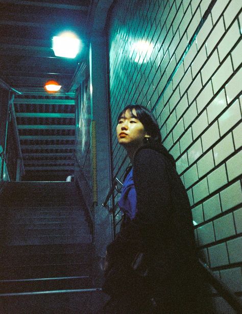 Cinestill800t @austininseoul 35mm Film Photography Aesthetic Night, Night Cinematic Photography, Cine Still 800t, Cinestill 800t Night, Cinestill 800t Portrait, Night Street Photoshoot, Night Aesthetic Photoshoot, Film Photo Shoot, Night Photography Portrait