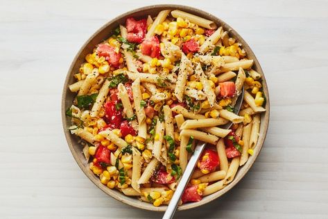 Camping Pasta, Pasta Salad With Corn, Salad With Corn, Corn Pasta, Corn Salad Recipes, Best Pasta Salad, Pasta Salad Recipe, Summer Pasta Salad, Summer Side Dishes