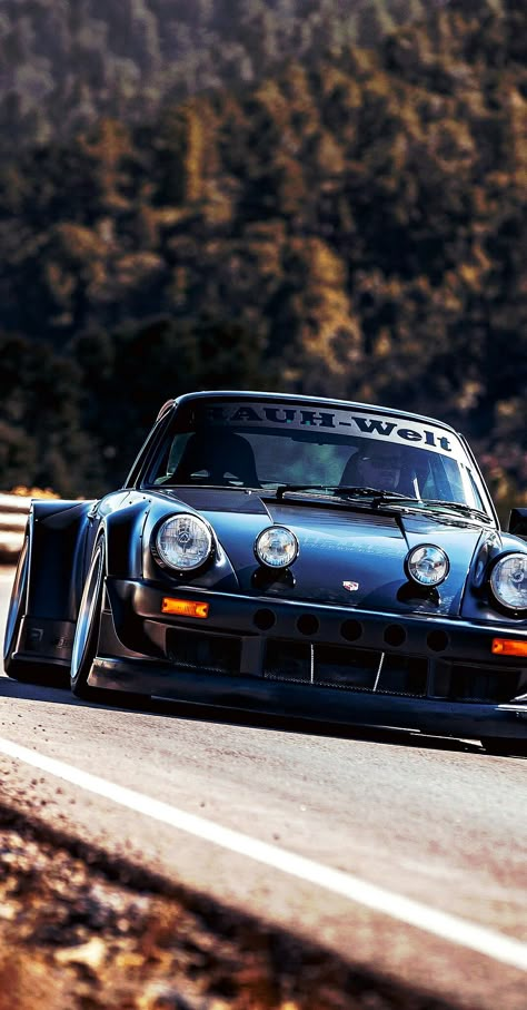 Rauh Welt Porsche, Old Porsche Wallpaper, Rwb Porsche Wallpaper, Vintage Porsche Wallpaper, Porsche Aesthetic Wallpaper, Rwb Porsche, Rauh Welt, Porsche Car, Porsche Sports Car