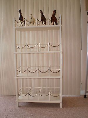 Breyer Horses Diy Stables, Breyer Horse Display, Horse Rooms, Incredible Houses, Schleich Diy, Horse Themed Bedrooms, Horse Bedroom, Cowgirl Room, Horse Room