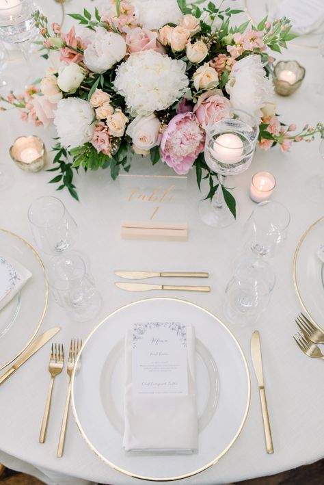 king family vineyards charlottesville virginia blush wedding photographer photo Glass Pavilion, Tafel Decor, Wedding Table Setting, Wedding Place Settings, Blush Pink Weddings, Wedding Tables, Wedding Table Settings, Wedding Tablescapes, Fine Art Wedding Photographer