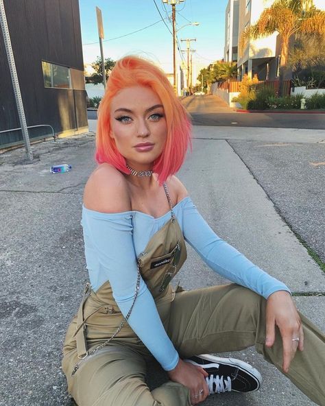 Pink And Orange Hair, Fantasy Hair Color, Bob Hair Color, Cotton Candy Hair, Hair Color Orange, Candy Hair, Peach Hair, Hair Color Shades, Fantasy Hair