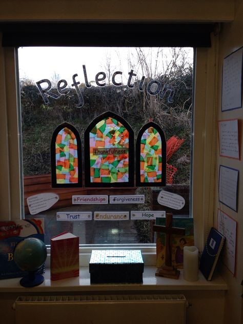 Reflection area - Christian values Worship Area Classroom, Christian Displays School, Reflection Corner Classroom, Reflection Area Eyfs, Reflection Area Classroom, Classroom Prayer, Catholic Schools Week, Classroom Images, School Prayer