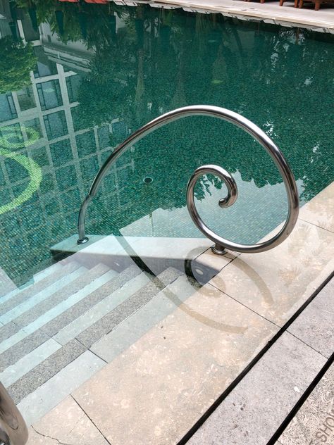 Swimming Pool Handrails, Inground Pool Handrail Ideas, Pool Railings Ideas, Pool Railing Ideas, Swimming Pool Railing, Pool Handrail Ideas, Pool Penthouse, Pool Railing, Swimming Pool Renovation