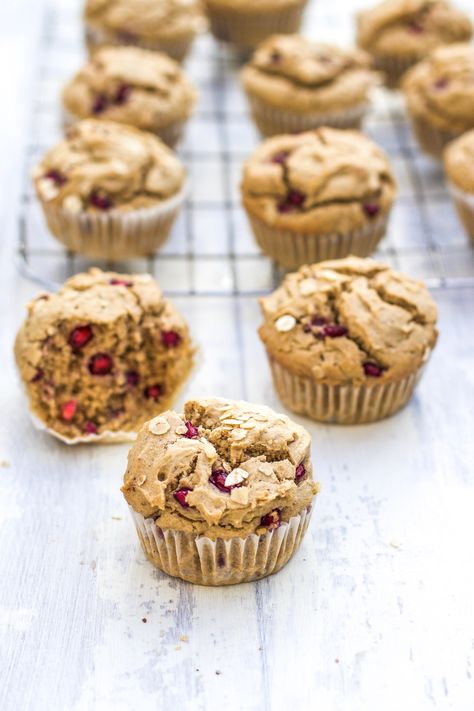 Pomegranate Muffins, Chocolate Cake With Orange, Chocolate Orange Cake, Seed Cookies, Pomegranate Recipes, Dark Chocolate Orange, Dark Chocolate Cake, Orange Chocolate Cake, Dark Chocolate Cakes