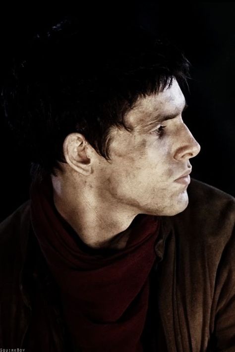 Stern Expression, Oc Images, Merlin Colin Morgan, Merlin Bbc, Merlin Fandom, Merlin Cast, Merlin And Arthur, Arthur Pendragon, Colin Morgan