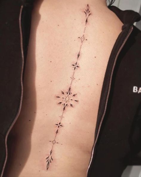 Spinal Tattoo, Flower Spine Tattoos, Spine Tattoo Ideas, Tato Minimal, Small Pretty Tattoos, Petite Tattoos, Vine Tattoos, Spine Tattoos For Women, Constellation Tattoos