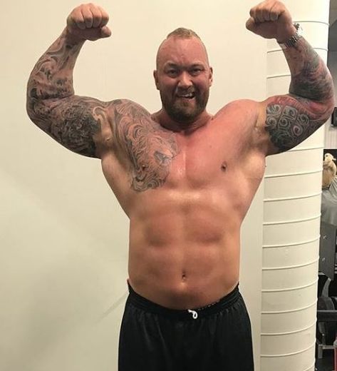 How Game of Thrones' The Mountain went from scrawny basketball player to world's strongest man and TV star despite never acting before World's Strongest Man, Lift Heavy, Men’s Health, Anatomy Reference, Flexing, Bodyweight Workout, Powerlifting, Training Tips, Basketball Players