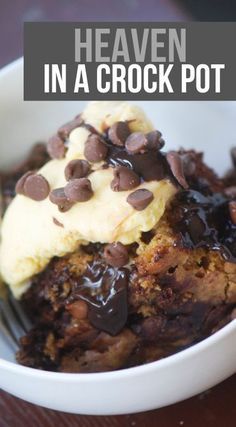 Crockpot Cake, Crockpot Dessert Recipes, Crock Pot Desserts, Slow Cooker Desserts, Crockpot Dishes, Crock Pot Slow Cooker, Crockpot Recipes Slow Cooker, Köstliche Desserts, Crock Pot Cooking