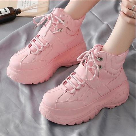 Sepatu Platform, Chunky Platform Sneakers, Sneaker Outfits Women, Tokyo Street Fashion, Kawaii Shoes, Women Platform Shoes, Girly Shoes, Aesthetic Shoes, Sole Shoes