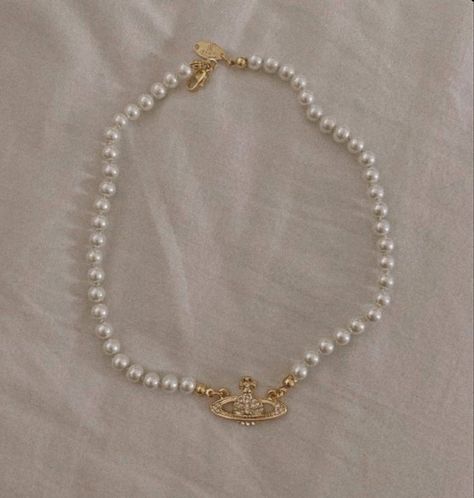 Pearl Necklace Aesthetic, Pearl Aesthetic, Saturn Necklace, Tiffany Necklace, Pearl Necklace Set, Pearl Choker Necklace, Classy Jewelry, Girly Jewelry, Pearl Choker