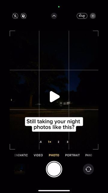 Phone Camera Tips, Photographer Tricks, Phone Tricks, Camera Ideas, Iphone Information, Photography Tricks, Photography Resources, Photo Edits, Phone Hacks