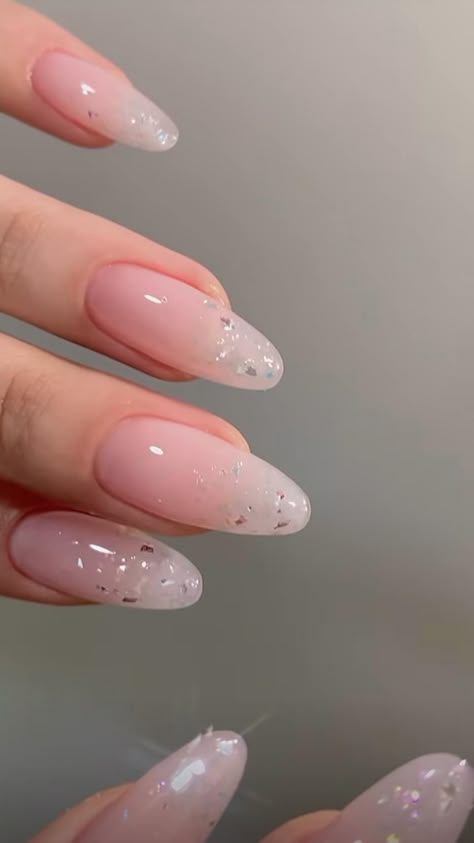 May Nails Ideas 2023, Nails Ideas Almond, May Nails Ideas, Almond Summer Nails, Nails Ideas 2023, Summer Nails Short, Sweet 16 Nails, Glitter Fade Nails, Dance Nails