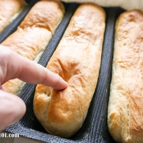 Submarine Bread Recipe, Hoagie Roll Recipe, Types Of Breads, Bread Machine Mixes, Italian Hoagie, Sandwich Rolls, Bread Machines, Sub Rolls, Italian Sandwich