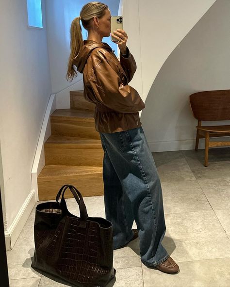 Denise Nørgaard (@denisechristensenbc) • Instagram photos and videos Hospital Outfit, Winter Fits, My Vibe, Dream Life, Hair Inspo, Creative Professional, Work Outfit, Winter Outfits, Lookbook