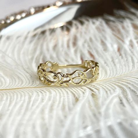 Gold Twig Ring, Tree Branch Ring, Gold Leaf Ring, Leafy Pattern, Engraved Wedding Band, Olive Leaf Ring, Filigree Wedding Ring, Wedding Band Unique, Gold Pinky Ring