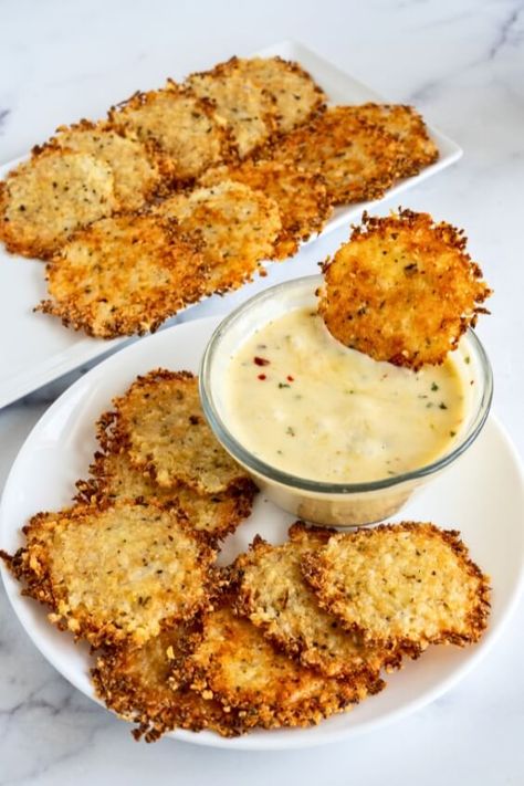 Quick 6-Ingredient Cauliflower Chips Side Foods, Cauliflower Chips, Steaks Recipes, Rice Chips, Cauliflower Steaks Recipes, Cauliflower Dishes, Keto Diet Snacks, Law Quotes, Air Fryer Oven Recipes