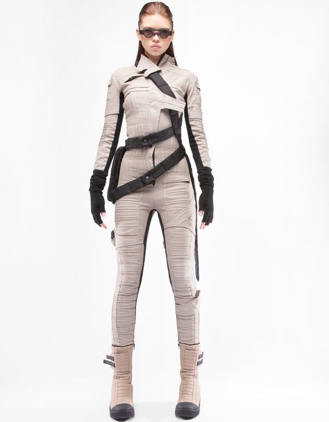 Futuristic Uniform, Futuristic Clothes, Sci Fi Outfits, People Reference, Jedi Sith, Sci Fi Fashion, Frutiger Aero, Dream Fashion, Concept Clothing