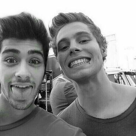 ZAYN.LUKE Luke Hemmings, One Direction, Funny