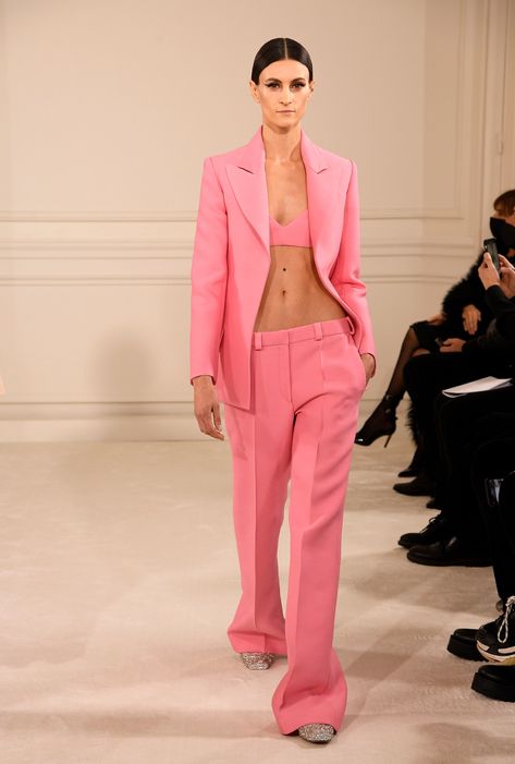 Valentino Couture Spring 2022 [PHOTOS] – WWD 2022 Couture, Paris Fashion Week Runway, Valentino Fashion, Valentino Couture, Pink Suit, Show Collection, Fashion Week Runway, Couture Runway, Spring Summer 2022