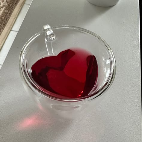 Red Tea Aesthetic, Red Glasses Aesthetic, Red Heart Aesthetic, Soft Red Aesthetic, Drinks With Cranberry Juice, Gwen And Blake, Heart Aesthetic, Red Liquid, Aesthetic Objects