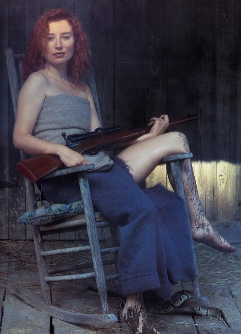 Tori Amos Woman Singing, Tori Amos, Sing To Me, All Music, My Favorite Music, John Lennon, Album Art, Rock N Roll, Artist Inspiration