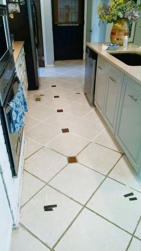 the easiest way to clean tile floors and grout that have been neglected Scale Tile Bathroom, Fish Scale Tile Bathroom, Cleaning Floor Grout, Guest Bathroom Inspiration, Cleaning Storage Ideas, White Kitchen Floor, Cleaning Bathroom Tiles, Floor Tile Grout, Scale Tile