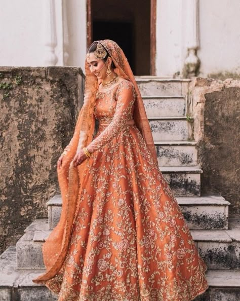 Orange Mehndi Dress, Mehendi Bridal Outfit, Barat Decor, Rukhsati Dress, Mehndi Cards, Simple Mehndi Dresses, Barat Dress, Mehendi Dress, Bridle Dress