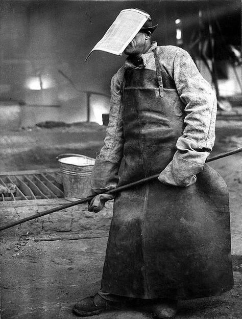 Steel Worker wearing protecting clothes Victorian Worker Clothes, Worker Clothes, Steel Worker, Metal Workers, Cheap Sunglasses, Working People, Construction Worker, Stilts, Protective Clothing