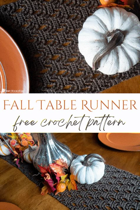 Table Mat Design, Holiday Crochet Patterns, Fall Table Runner, Crochet Placemat Patterns, Crochet Table Mat, Table Runner Diy, Foundation Single Crochet, Mat Design, Simply Crochet