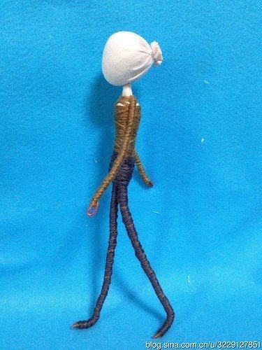 How to DIY Cute Mini Doll with Wire | www.FabArtDIY.com LIKE Us on Facebook ==> https://www.facebook.com/FabArtDIY Wire Diy, Yarn Dolls, Bendy Doll, Clothespin Dolls, Spirit Dolls, Pin Doll, Doll Tutorial, Wire Sculpture, Wire Crafts