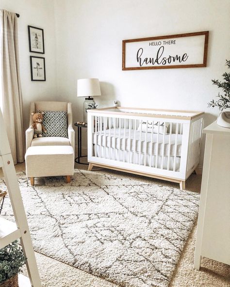 Hello there, Handsome! We love the simple, neutral styling of this sweet baby boy nursery. 📸: @alexandrachristineblog Baby Nursery Inspiration, Simple Nursery, Baby Room Themes, Nursery Room Design, Baby Room Inspiration, Baby Boy Room Nursery, Nursery Room Boy, Nursery Room Inspiration, Baby Room Design